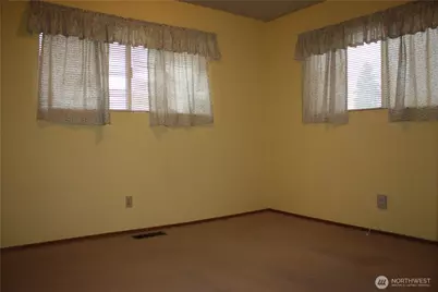 800 N Kentucky Avenue, East Wenatchee, WA 98802 - Photo 10