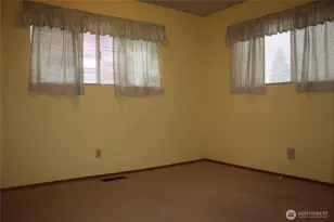 800 N Kentucky Ave, East Wenatchee, WA 98802 - Photo 10