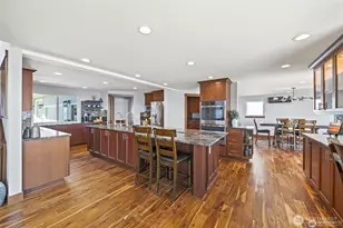 8210 Walnut Rd NE, Olympia, WA 98516 - Photo 10