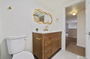 18045 3rd Ave NE, Shoreline, WA 98155 - Photo 32