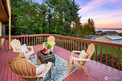 1083 Puget Drive E, Port Orchard, WA 98366 - Photo 10