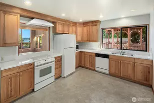 1083 Puget Dr E, Port Orchard, WA 98366 - Photo 26