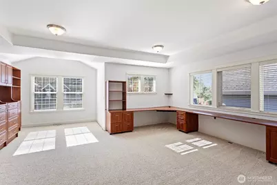 912 S 38th Court, Renton, WA 98055 - Photo 18