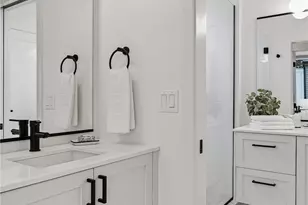 225 24th Ave, Seattle, WA 98122 - Photo 22