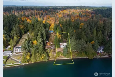 5611 Sunrise Beach Road NW, Olympia, WA 98502 - Photo 4