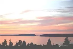 660 Campbell Ave, Mukilteo, WA 98275 - Photo 2