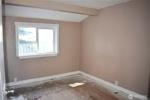 11452 8 Ave Ct S, Tacoma, WA 98444 - Photo 4