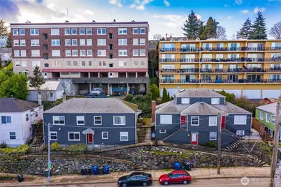 1809 5th Avenue N, Seattle, WA 98109 - Photo 2