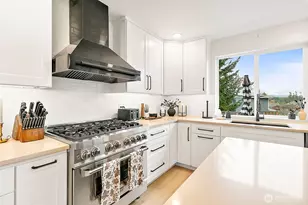 20024 SE 260th Pl, Covington, WA 98042 - Photo 14