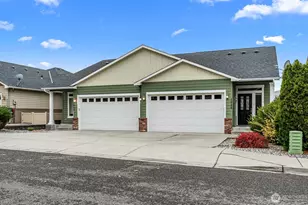 1046 Corum Cir, East Wenatchee, WA 98802 - Photo 2