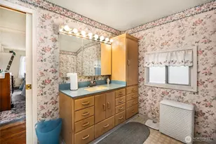 1710 Jacobsen Blvd NE, Bremerton, WA 98310 - Photo 18