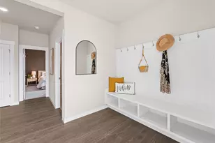 11479 SE 83rd Pl, Newcastle, WA 98056 - Photo 4