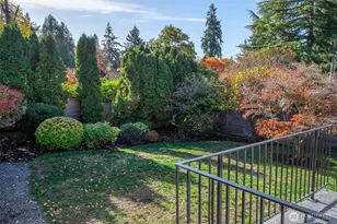 4521 SW Henderson St, Seattle, WA 98136 - Photo 30