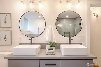 4521 SW Henderson Street, Seattle, WA 98136 - Photo 16