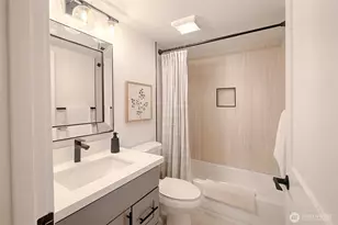 4521 SW Henderson St, Seattle, WA 98136 - Photo 22