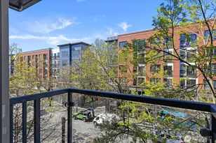 530 Broadway E, Seattle, WA 98102 - Photo 12