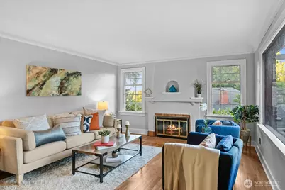 1742 NE 89th Street, Seattle, WA 98115 - Photo 2