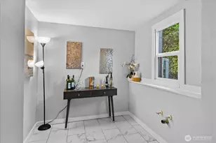 1742 NE 89th St, Seattle, WA 98115 - Photo 24