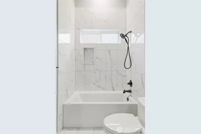 11831 59th Avenue S #B, Seattle, WA 98178 - Photo 16