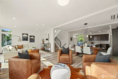 12037 Fremont Avenue N #1 & 2, Seattle, WA 98133 - Photo 4