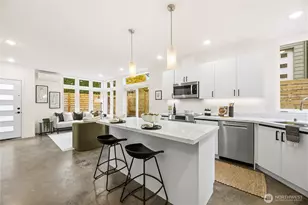 12037 Fremont Ave N, Seattle, WA 98133 - Photo 30