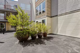 225 Logan Ave S, Renton, WA 98057 - Photo 16