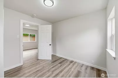 289 20th Avenue, Longview, WA 98632 - Photo 18