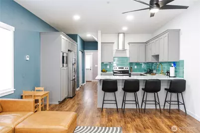 825 E 55th, Tacoma, WA 98404 - Photo 2