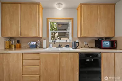 7121 Rainier Drive, Everett, WA 98203 - Photo 10