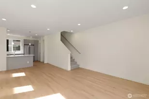 9225 A 14th Ave NW, Seattle, WA 98117 - Photo 10