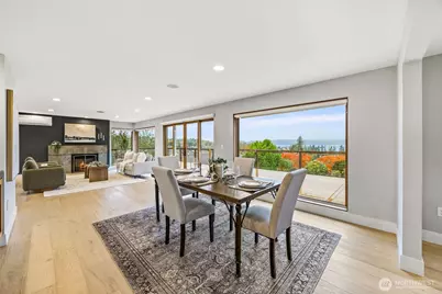 1224 S Sunset Drive, Tacoma, WA 98465 - Photo 10