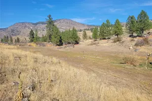 20 Round Up Rd, Oroville, WA 98844 - Photo 6