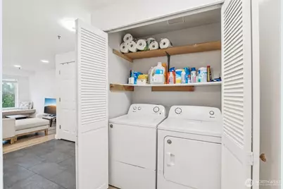 12510 109th Court NE #E101, Kirkland, WA 98034 - Photo 16