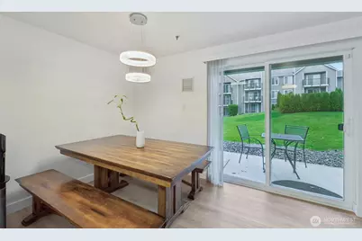 12510 109th Court NE #E101, Kirkland, WA 98034 - Photo 4