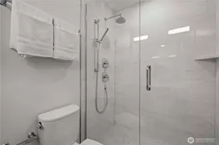 3605 Linden Ave N, Seattle, WA 98103 - Photo 22