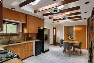 8775 Battle Point Dr NE, Bainbridge Island, WA 98110 - Photo 10