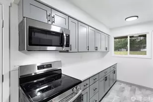 1114 N 1st Ave, Kelso, WA 98626 - Photo 12