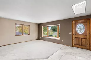 12011 67th Ave S, Seattle, WA 98178 - Photo 4