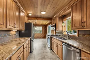 12011 67th Ave S, Seattle, WA 98178 - Photo 6