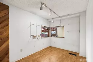 12011 67th Ave S, Seattle, WA 98178 - Photo 12