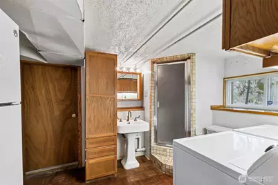 12011 67th Avenue S, Seattle, WA 98178 - Photo 20