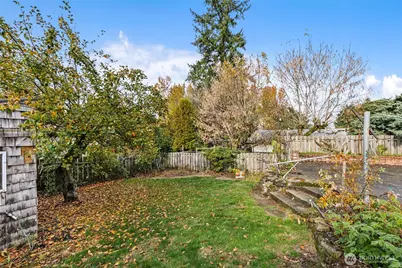 12011 67th Avenue S, Seattle, WA 98178 - Photo 24