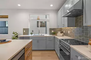 1412 N 47th St, Seattle, WA 98103 - Photo 16