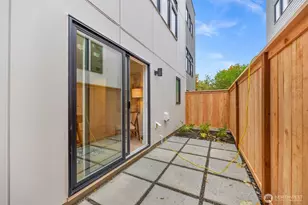 1412 N 47th St, Seattle, WA 98103 - Photo 6