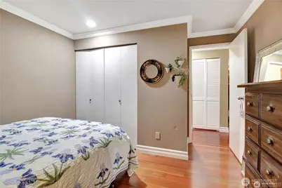 4106 Factoria Boulevard SE #116, Bellevue, WA 98006 - Photo 22