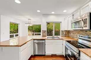 19315 76th Pl NE, Kenmore, WA 98028 - Photo 8