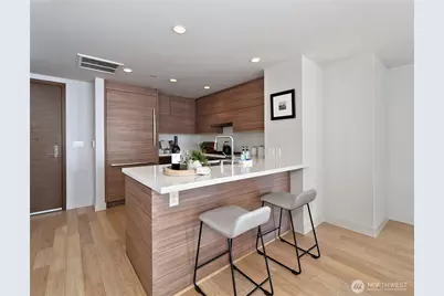 583 Battery Street #704N, Seattle, WA 98121 - Photo 4