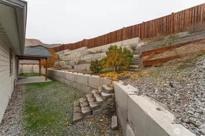 9978 Saska Way, Entiat, WA 98822 - Photo 30