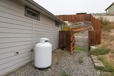 9978 Saska Way, Entiat, WA 98822 - Photo 34