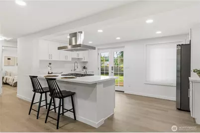 16167 Midvale Avenue N, Shoreline, WA 98133 - Photo 8